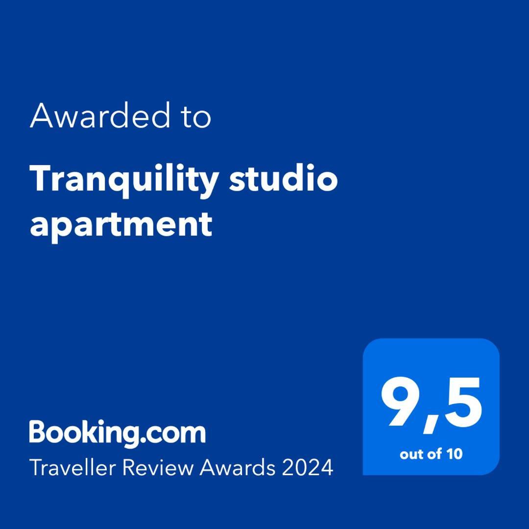 Tranquility Studio Apartment مالقة المظهر الخارجي الصورة